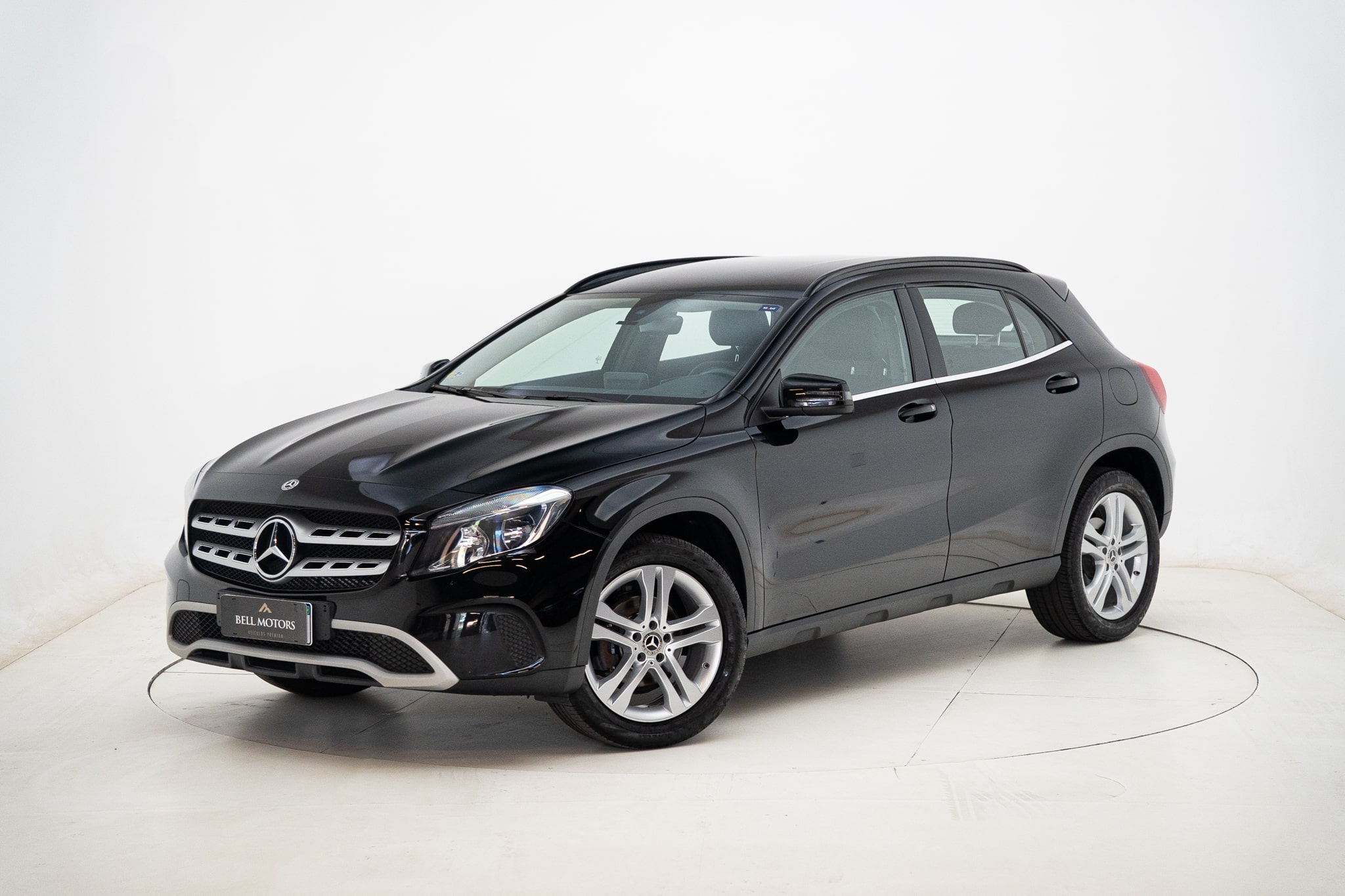 MB GLA 200 - Preto-21-min