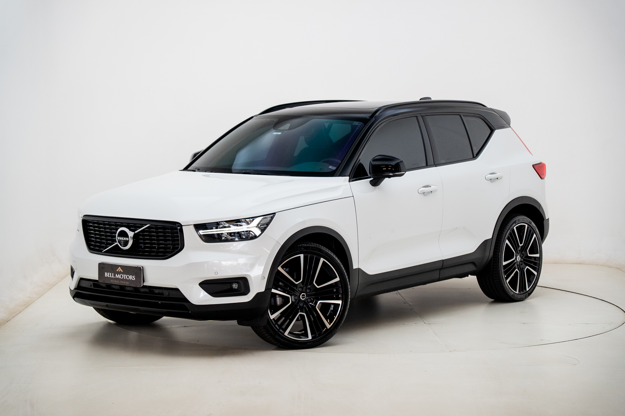 Volvo XC40 T5 R-Design - Branco-50